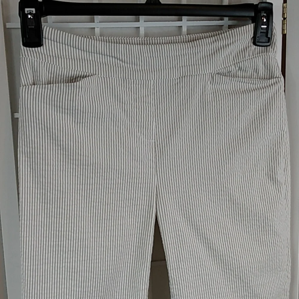 *Hilary Radley Stretch‎ Pants – Women Size S – Grey/White